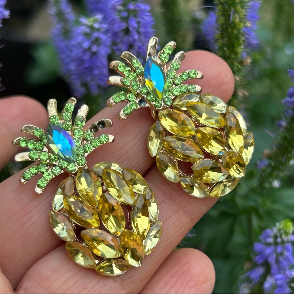 Gold and Green Pineapple Earrings - Picture 1 of 4